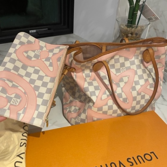 Meet your Posher, Arta - Picture 1 of 1